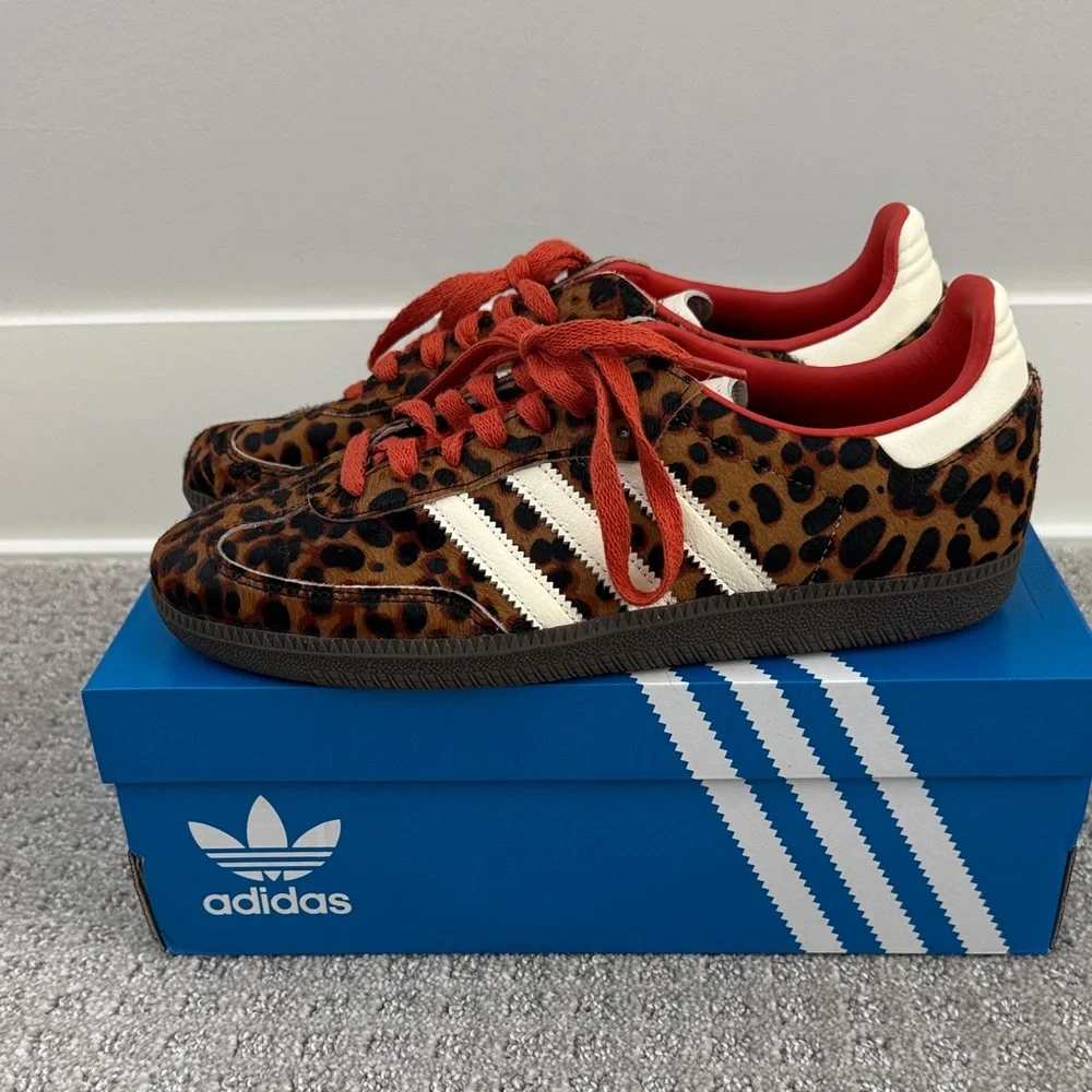 NEW - Adidas Samba OG Leopard Sneakers with Red Laces - Size 10 - Picture 2 of 4